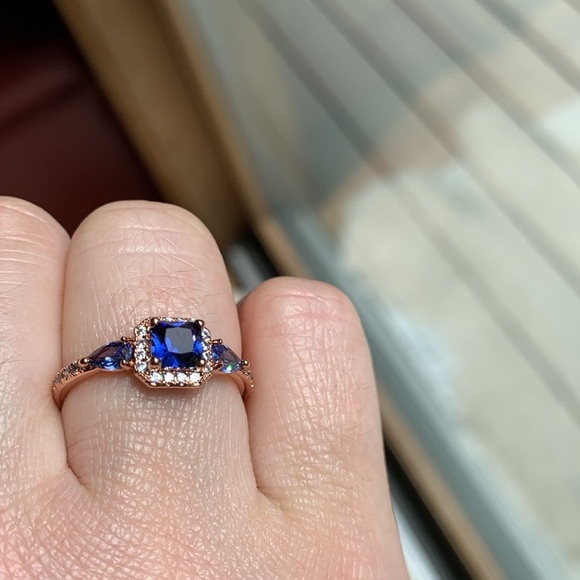 Bomb Party ring December birthday collection 2022 size 8 - Picture 4 of 5